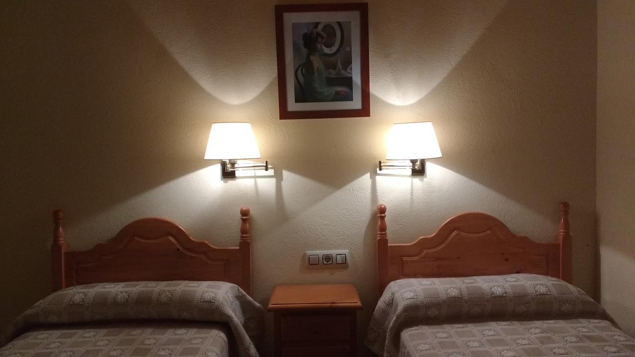 Ca L'Amadeu 호텔 Vilanova de Escornalbou 외부 사진